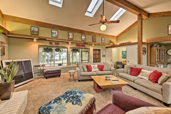 Canyon Lake Home w/Yard- .5 Mi To Boat Launch image 13